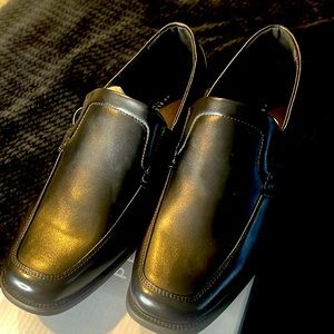 Boys black dress shoes